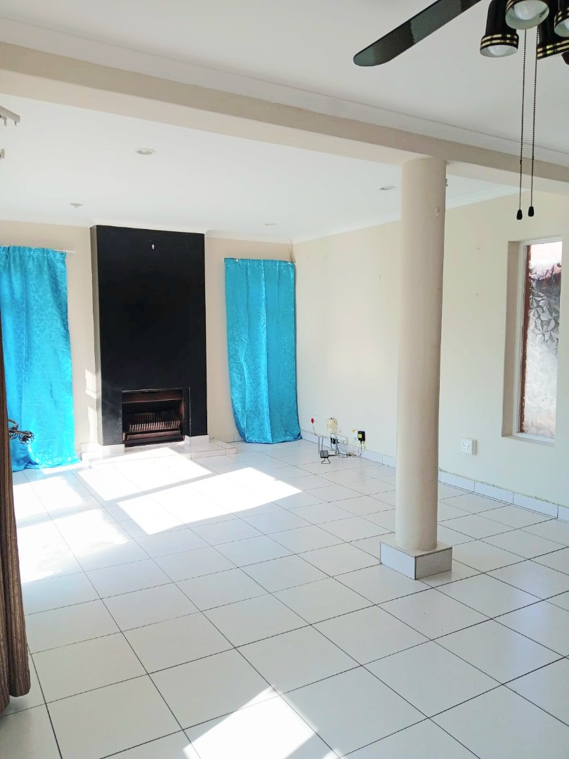 To Let 3 Bedroom Property for Rent in Overbaakens Eastern Cape